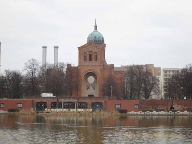 "St. Mary's Church as an example of the clashing architectures in Kreuzberg, Berlin"