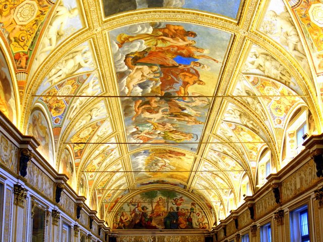 Stunning frescoes of the Sala degli Specchi in the Palazzo Ducale in Mantual, Italy -- one of our higlights of Mantova
